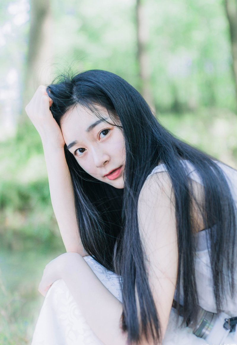 “他让你带上主力前往成都与他汇合。”邓贤苦笑道。